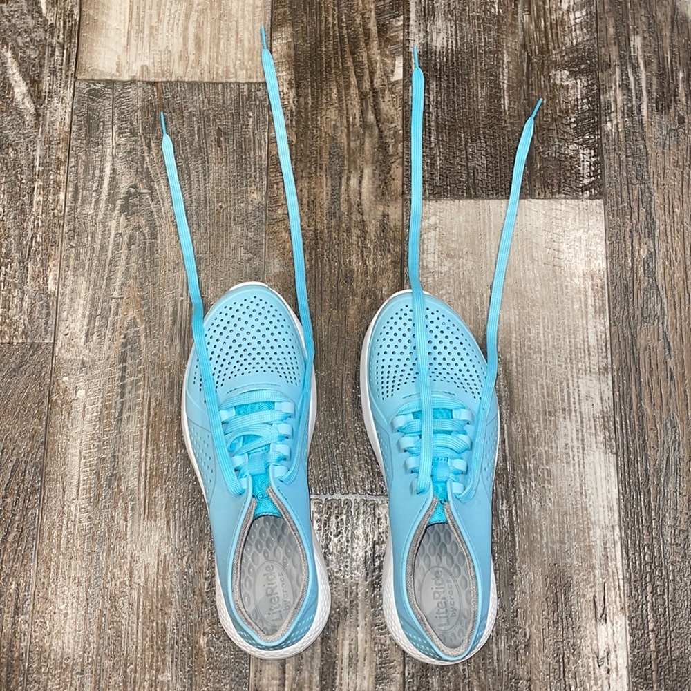Women’s Crocs LiteRides - Size 9